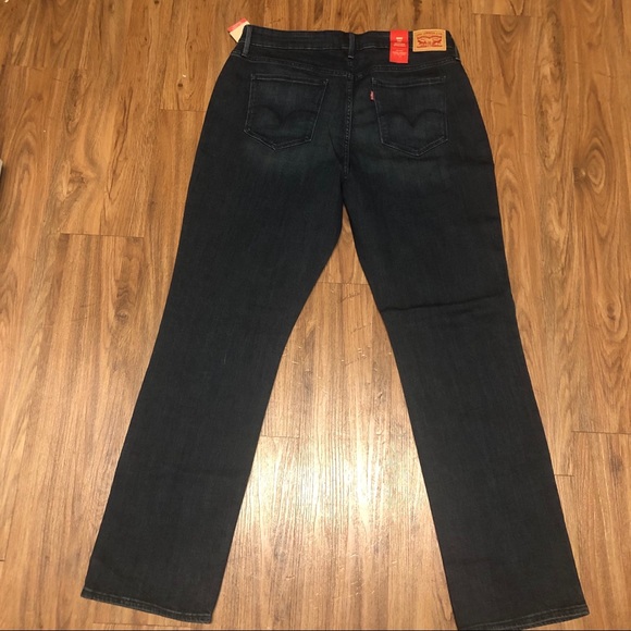 NWT- 314 Levis PLUS  SHAPING PLUS JEANS - Picture 15 of 15